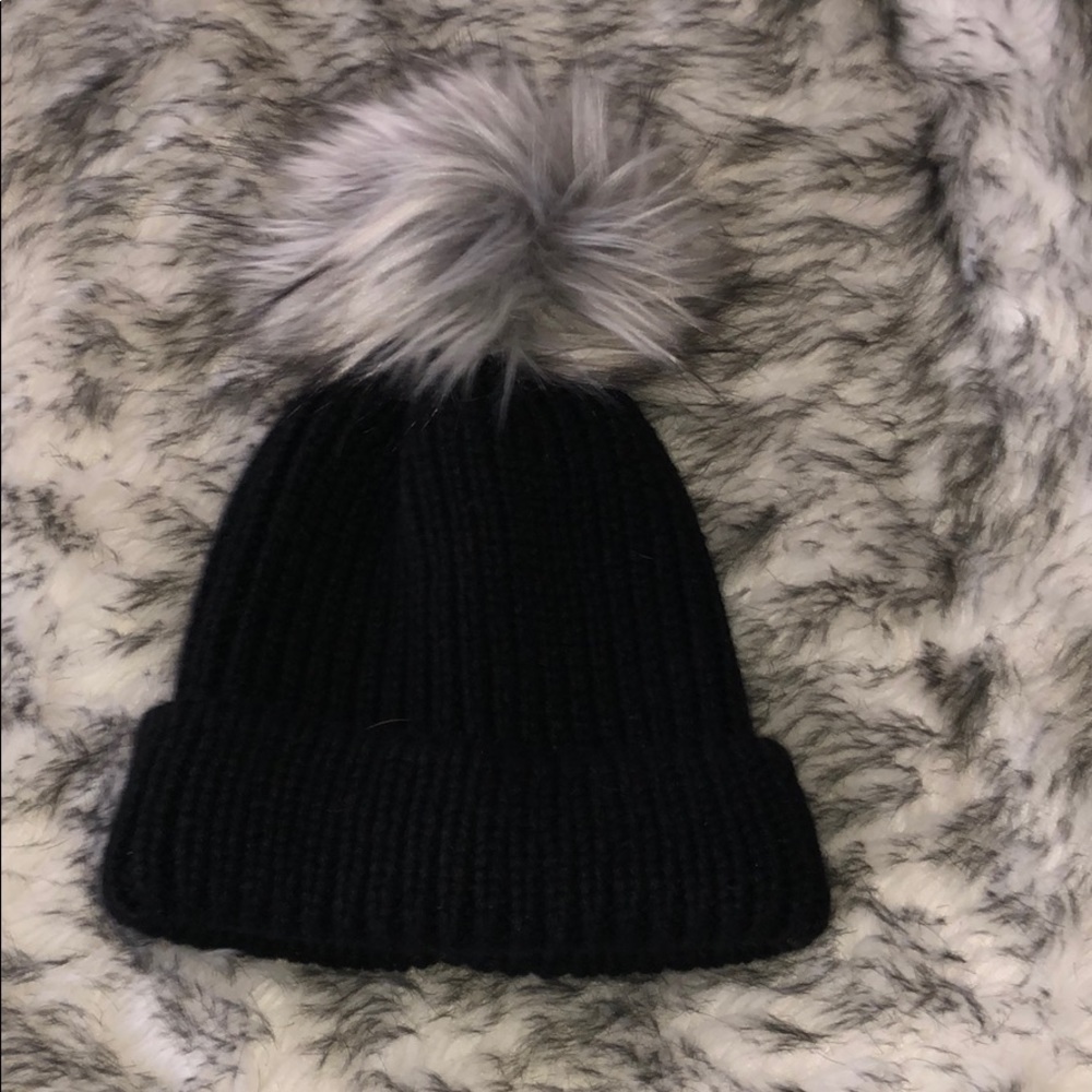 La hearts hat